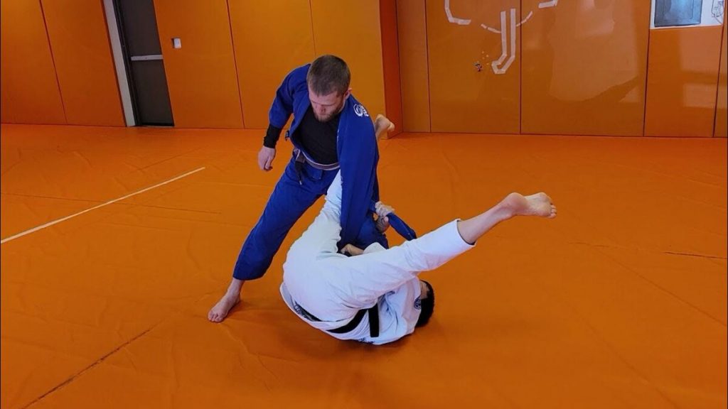 Get To Know Everything About BJJ Squid Guard  