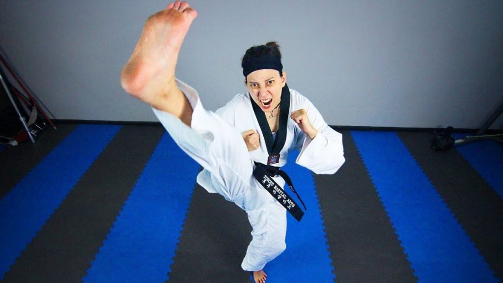How Many Types of Muay Thai Kicks in MMA?  