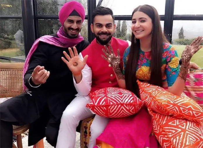 Unseen Pictures Of Virat Kohli That Will Melt Your Heart  