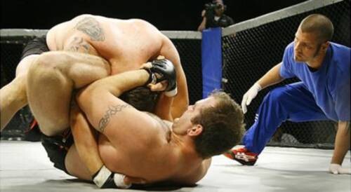10 Incredible Submissions That Are Rarely Seen in the UFC 10 Incredible Submissions That Are Rarely Seen in the UFC