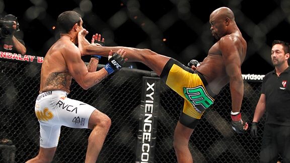 10 Best MMA Head Kick Knockouts in The History 10 Best MMA Head Kick Knockouts in The History