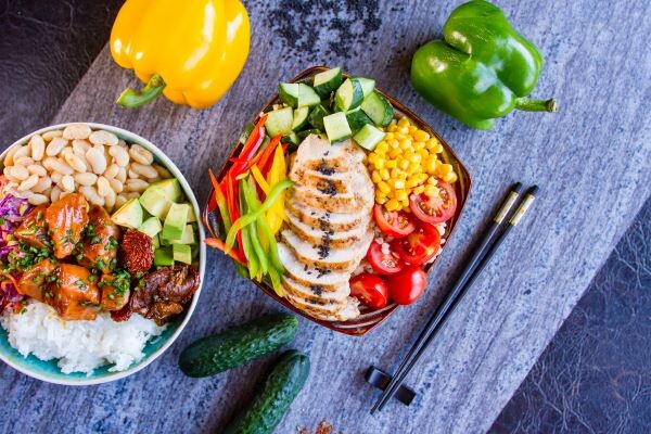 How Do UFC Fighters Cut Their Weight Fast? Explained How Do UFC Fighters Cut Their Weight Fast? Explained