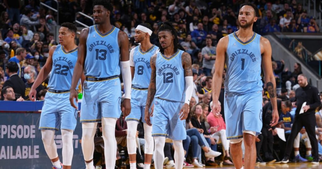 Listing 20 NBA Team's Top Offensive and Defensive Players Listing 20 NBA Team's Top Offensive and Defensive Players