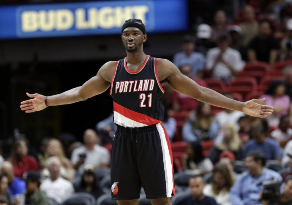The NBA's Top 10 Largest Hand Sizes The NBA's Top 10 Largest Hand Sizes