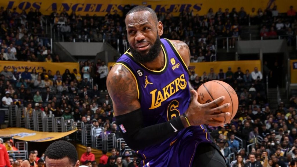 Huge NBA Trades That Would Be Great To Occur This Summer  