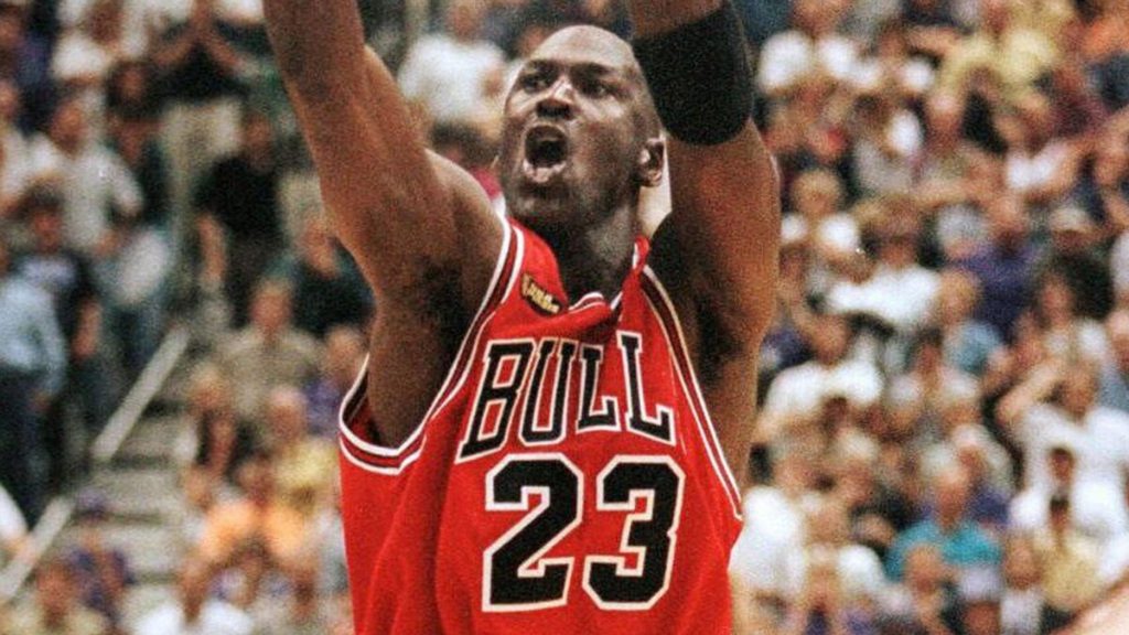 The NBA's Top 10 Largest Hand Sizes The NBA's Top 10 Largest Hand Sizes
