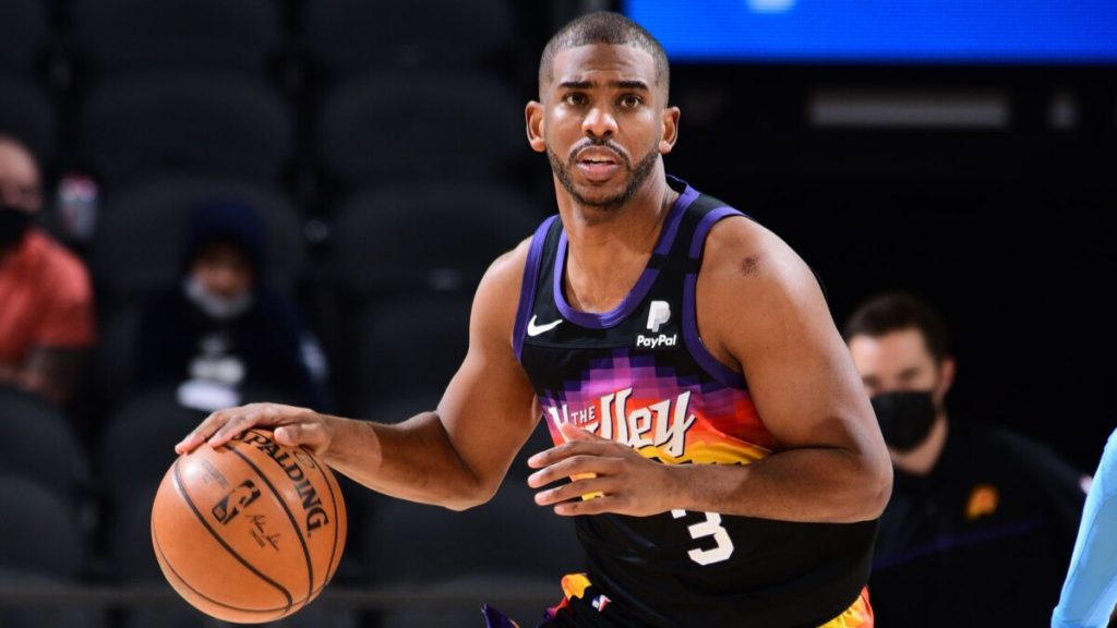 11 Warriors Players Who Could Leave the 2024 Offseason  