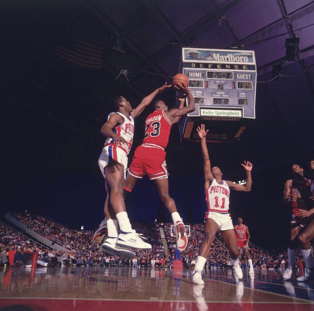10 Best Seasons of Michael Jordan's Legendary NBA Career 10 Best Seasons of Michael Jordan's Legendary NBA Career