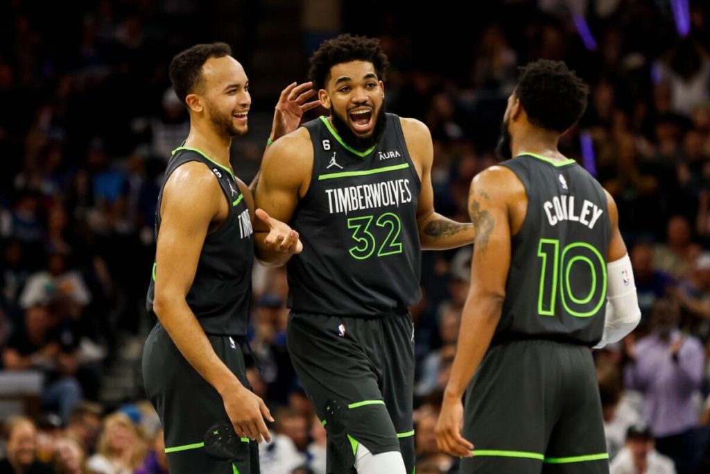 Longest Droughts: Teams that have never won the NBA title  