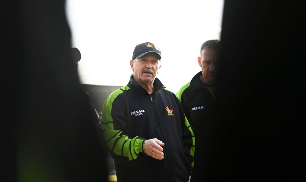 Dave Houghton steps down as Zimbabwe coach Dave Houghton steps down as Zimbabwe coach