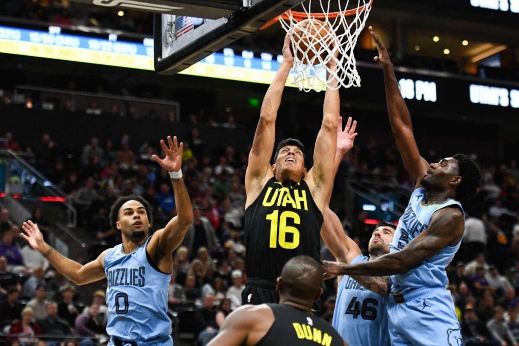 Reasons Behind Memphis Grizzlies' Struggles This NBA Season Reasons Behind Memphis Grizzlies' Struggles This NBA Season