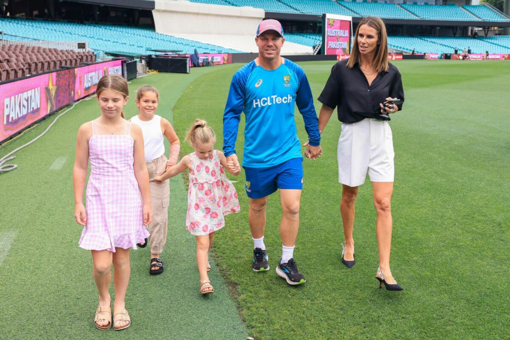 David Warner's Baggy Green Goes Missing Before SCG Test David Warner's Baggy Green Goes Missing Before SCG Test