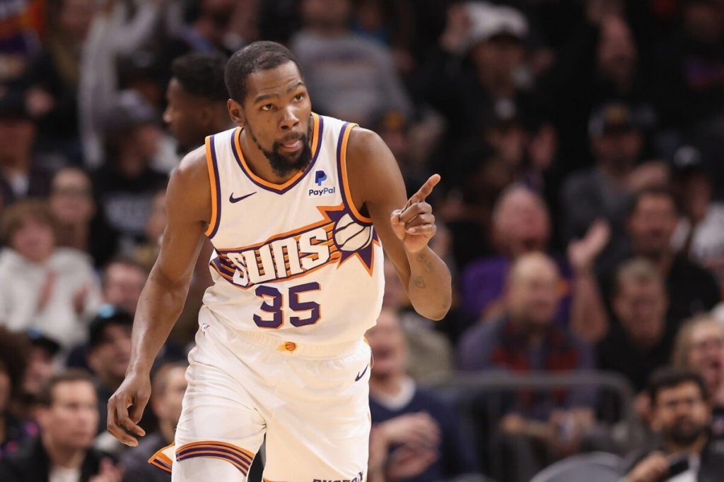 Active NBA Players Who Have Scored More Than 20,000 Points  