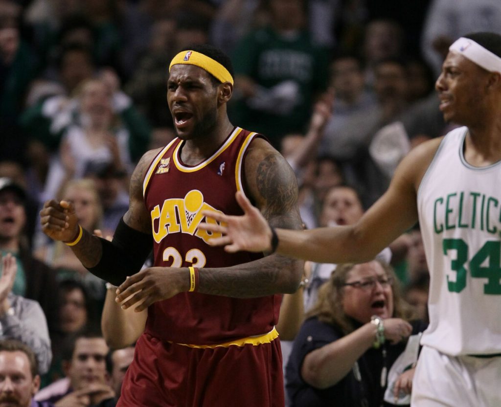 10 Worst NBA Performances Of LeBron James' Career 10 Worst NBA Performances Of LeBron James' Career