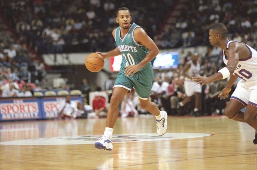 10 Best NBA Players in the History of Charlotte Hornets 10 Best NBA Players in the History of Charlotte Hornets