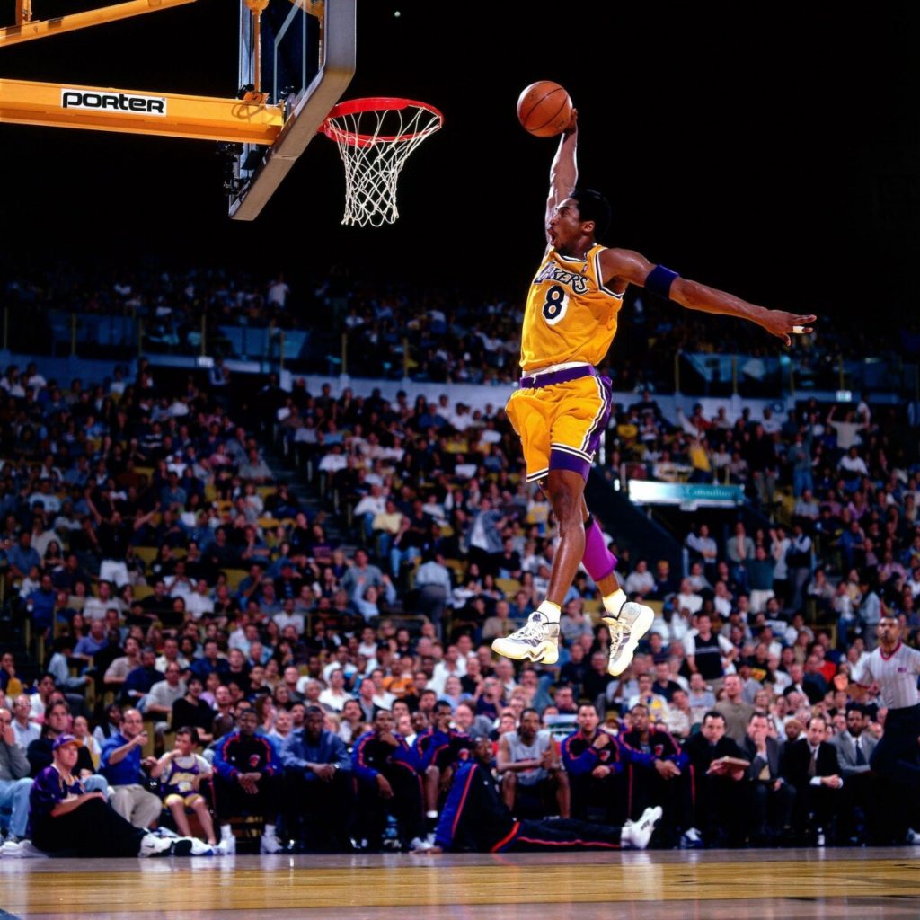 10 Best Seasons Of Kobe Bryant's Iconic NBA Career 10 Best Seasons Of Kobe Bryant's Iconic NBA Career