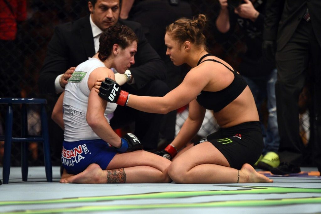 10 Fastest Finishes Ever in UFC title Fights 10 Fastest Finishes Ever in UFC title Fights