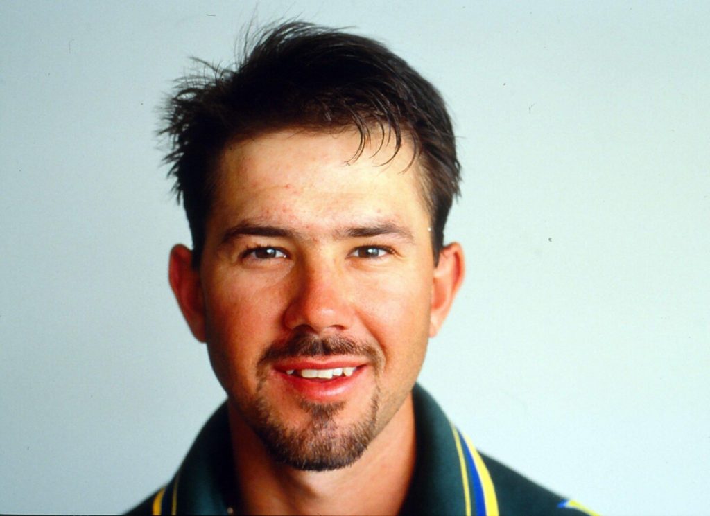 Never Seen Before Throwback Pictures of Famous Cricketers  