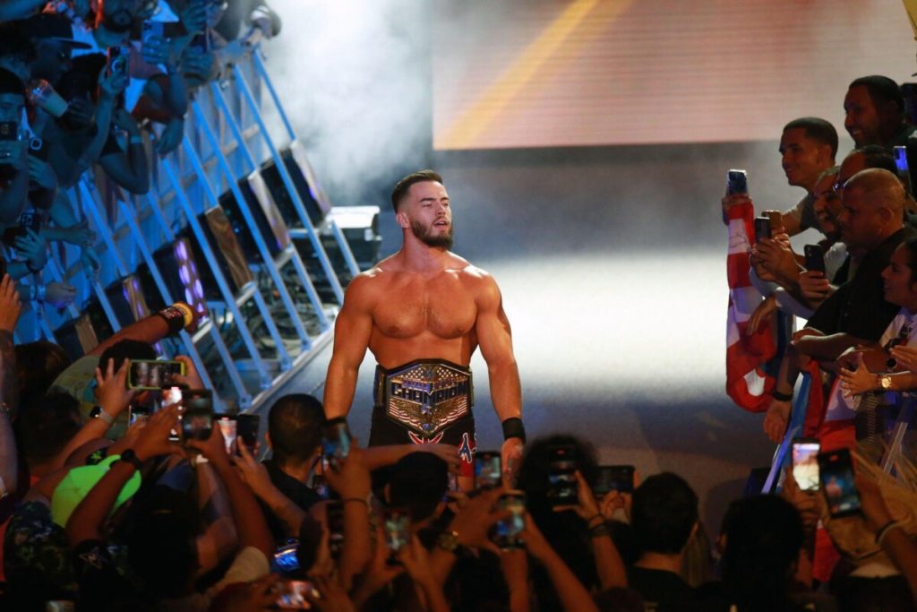 WWE Fans are unhappy by this Current Champion's title reign WWE Fans are unhappy by this Current Champion's title reign