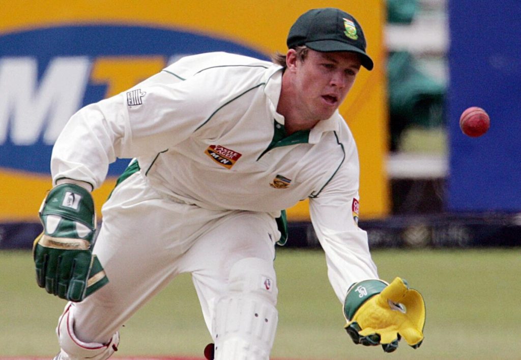 Never Seen Before Throwback Pictures of Famous Cricketers  