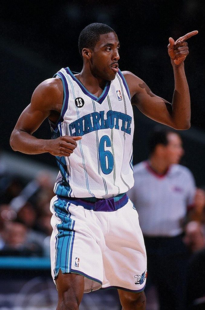 10 Best NBA Players in the History of Charlotte Hornets 10 Best NBA Players in the History of Charlotte Hornets