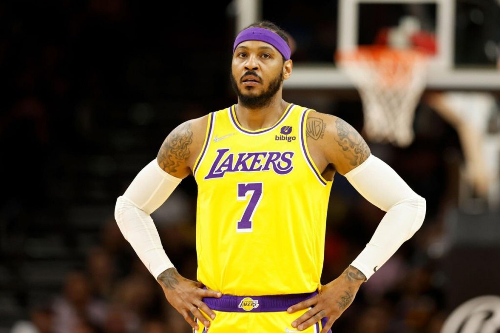 10 Players Who Played the Most Seasons In the NBA  