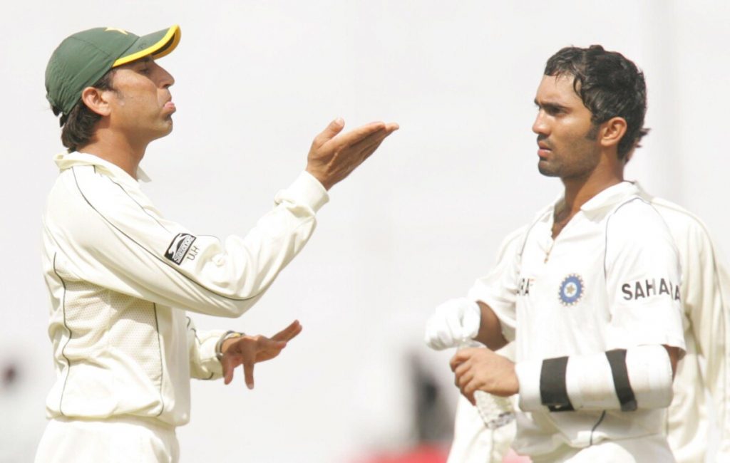 Shastri, Akram Pushes The Talk of India-Pakistan Test Match Shastri, Akram Pushes The Talk of India-Pakistan Test Match