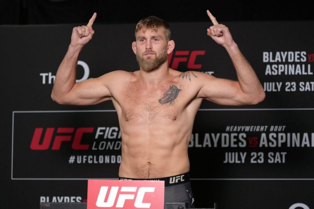 Great MMA fighters who never won the UFC title  