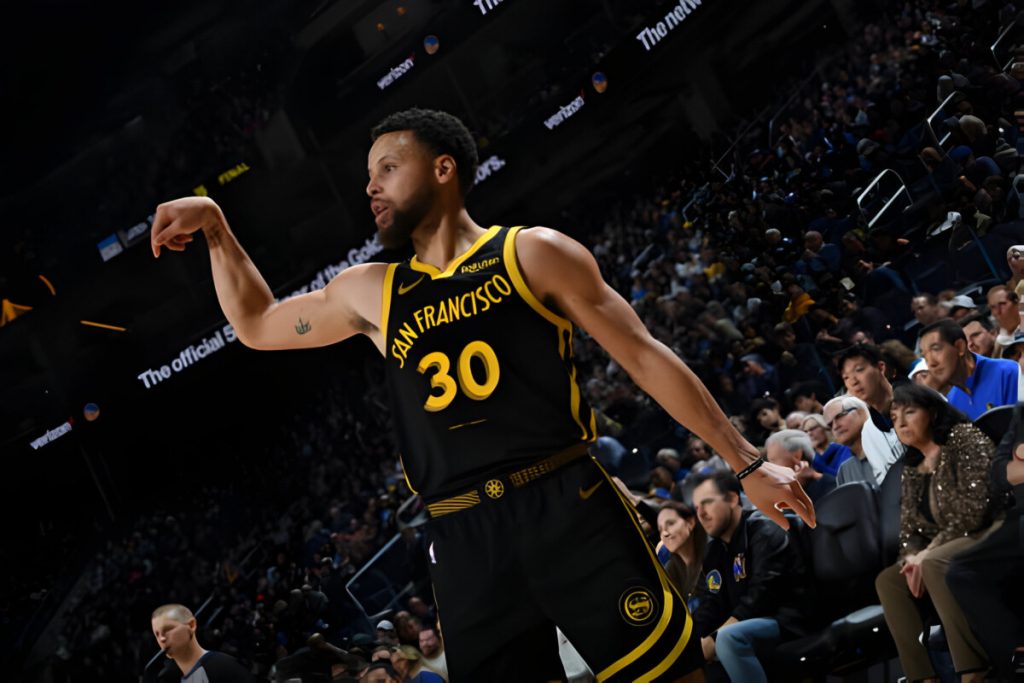 10 Best Players In The History of Golden State Warriors 10 Best Players In The History of Golden State Warriors