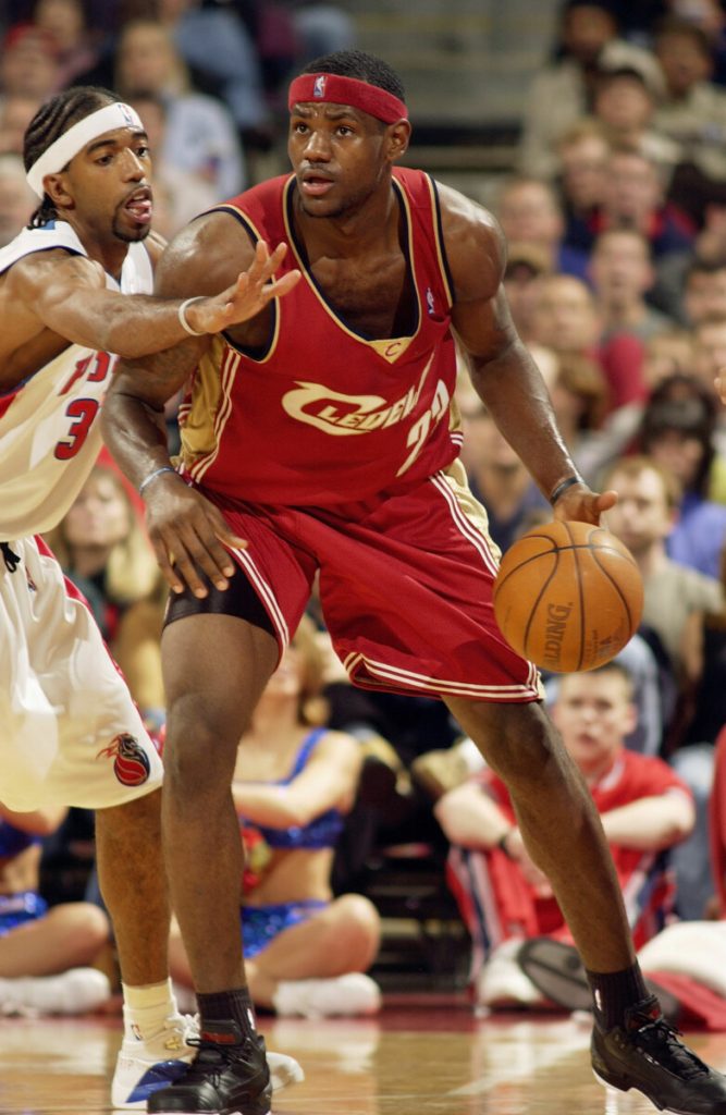 10 Worst NBA Performances Of LeBron James' Career 10 Worst NBA Performances Of LeBron James' Career