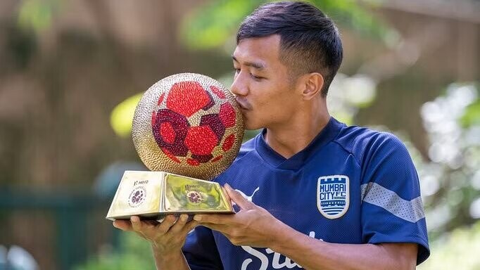 Indian Football Sensation Lallianzuala Chhangte Biography  