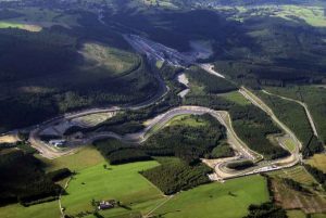 Top 10 best racing tracks in the world! Top 10 best racing tracks in the world!