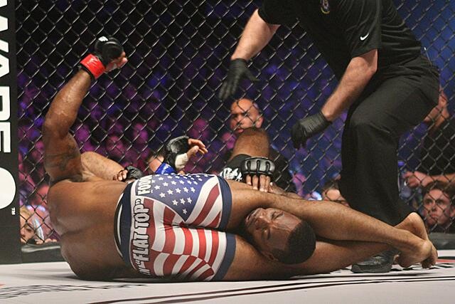 10 Incredible Submissions That Are Rarely Seen in the UFC 10 Incredible Submissions That Are Rarely Seen in the UFC