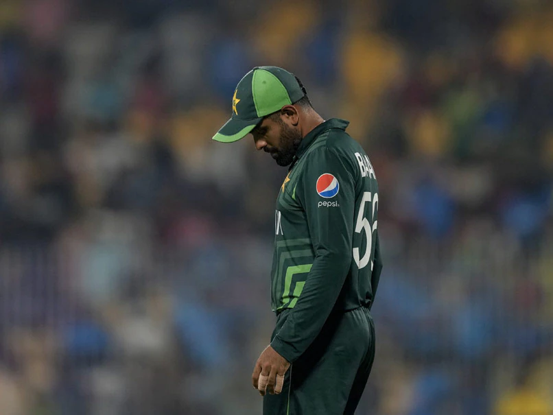 Imad Wasim On Babar Azam Facing Criticism  