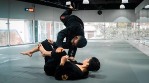 BJJ X-Pass - How to Perform It? BJJ X-Pass - How to Perform It?