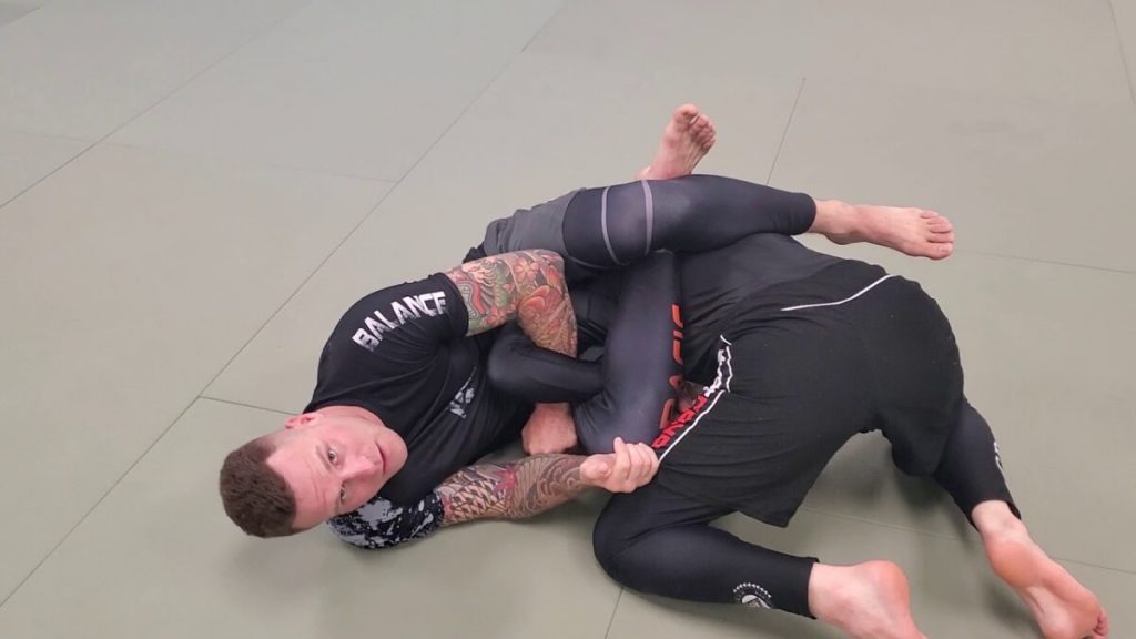 10 Incredible Submissions That Are Rarely Seen in the UFC 10 Incredible Submissions That Are Rarely Seen in the UFC