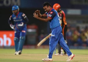 5 Bowlers Who Have Conceded Most Sixes in IPL History 5 Bowlers Who Have Conceded Most Sixes in IPL History