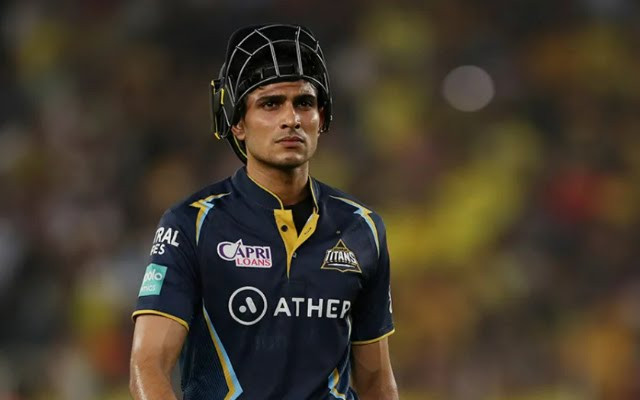 IPL 2024: Shubman Gill को लगा 24 लाख का फटका, बैन का खतरा भी मंडराया!  