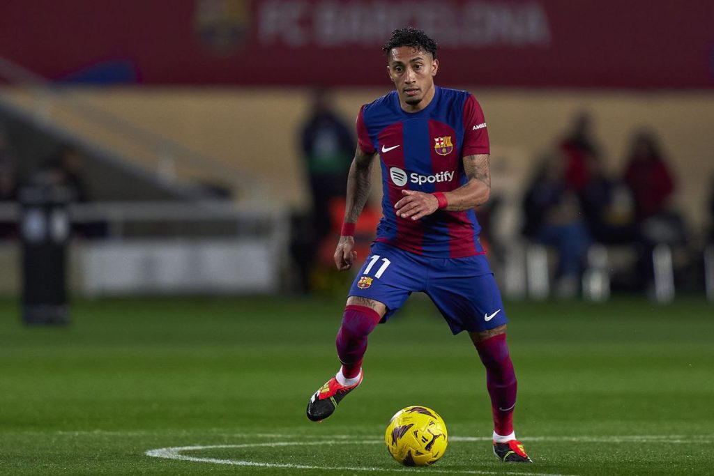 Barcelona offer Raphinha to four Premier League teams  