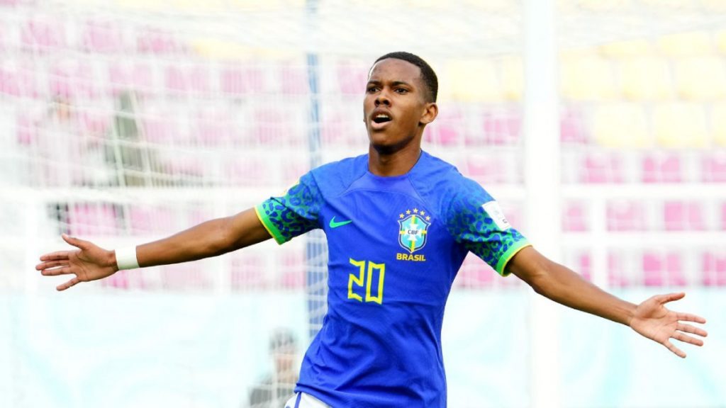 Fabrizio Romano on Chelsea’s €60m bid on 17-year-old Estevao Willian  