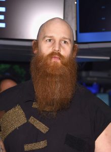Erick Rowan re-signs with WWE Erick Rowan re-signs with WWE