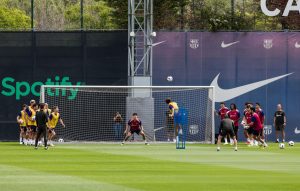 How To Become a Professional Football Player ? How To Become a Professional Football Player ?