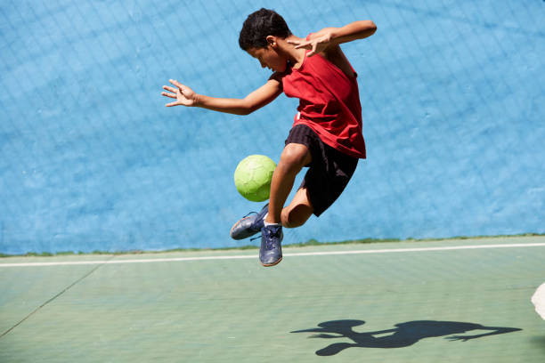 How to join a football club in india?  