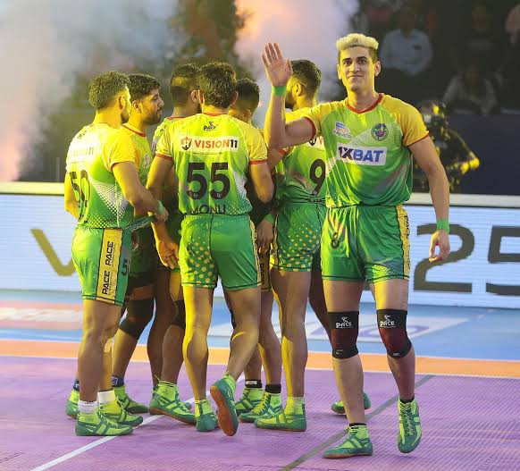 कुश्ती और वॉलीबॉल खेलने वाले Mohammadreza Shadlou कैसे बन गए Kabaddi स्टार?  