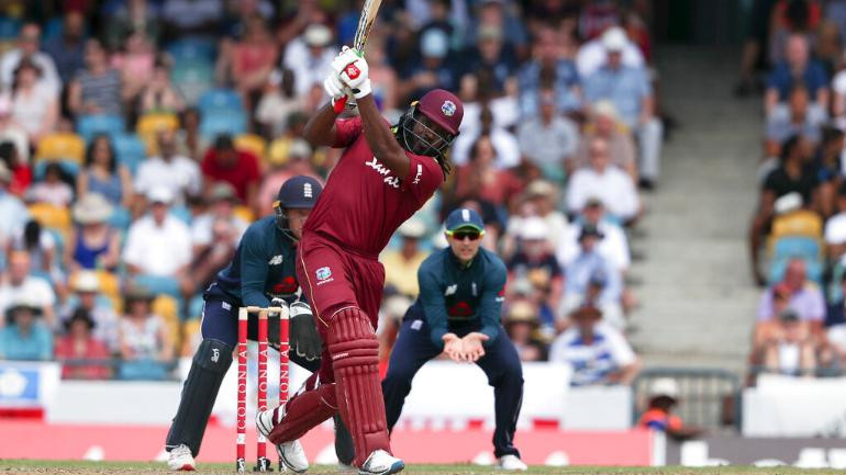 Most Sixes in Cricket: क्रिकेट में सबसे ज्यादा छक्के जड़ने वाले टॉप 5 हिटर्स  