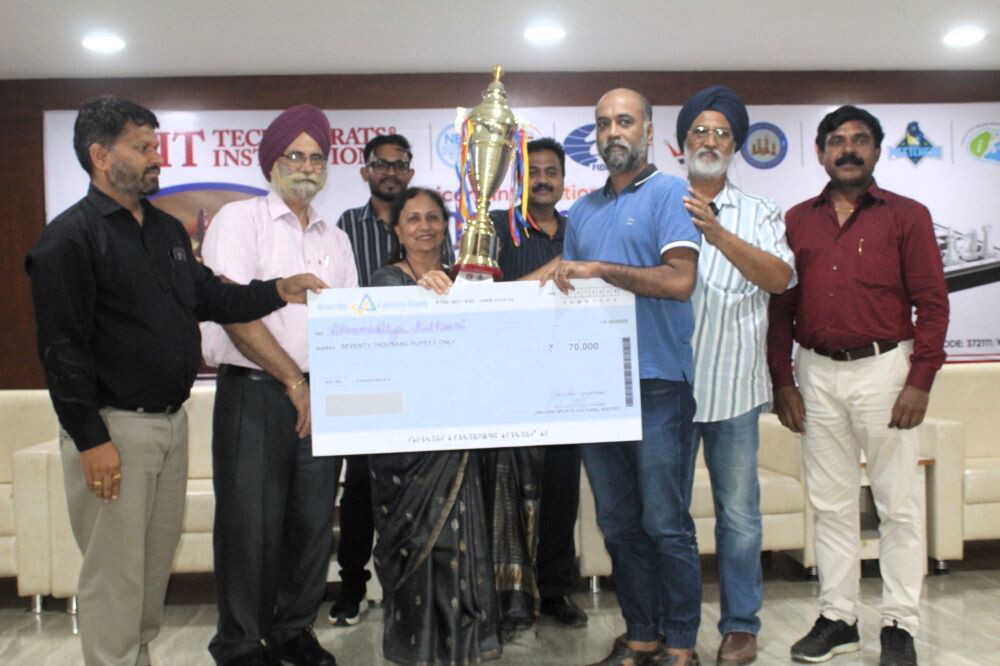 Unicorn Rating Open 2024 में श्रीहरि ने बिखेरा जलवा, बनें चैंपियन Unicorn Rating Open 2024 में श्रीहरि ने बिखेरा जलवा, बनें चैंपियन