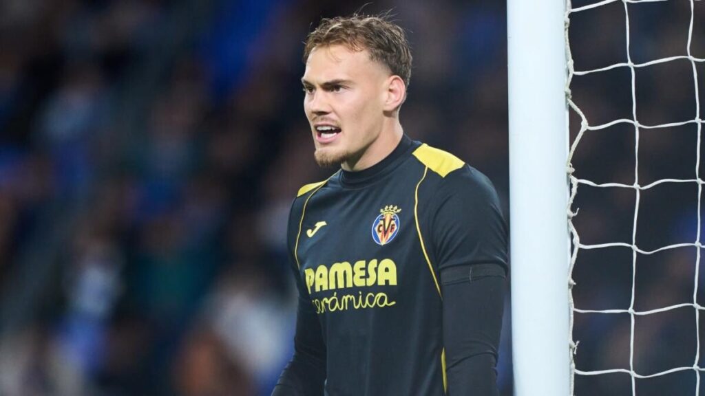 Chelsea Close to Signing Villarreal Goalkeeper Filip Jorgensen  
