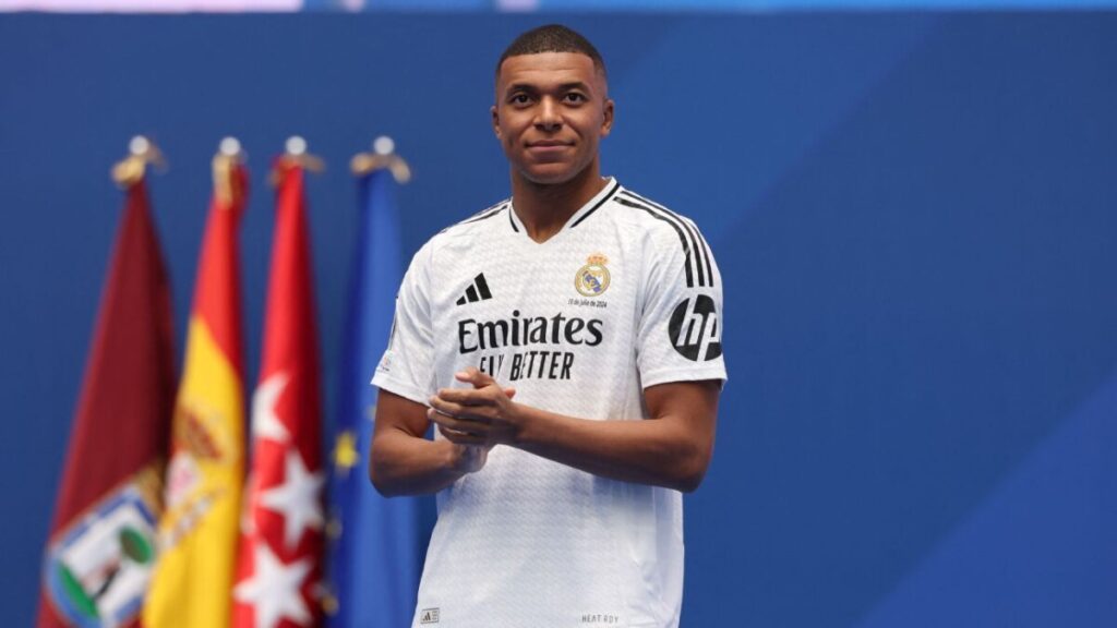 Kylian Mbappe's family ready to sue PSG over unpaid wages Kylian Mbappe's family ready to sue PSG over unpaid wages