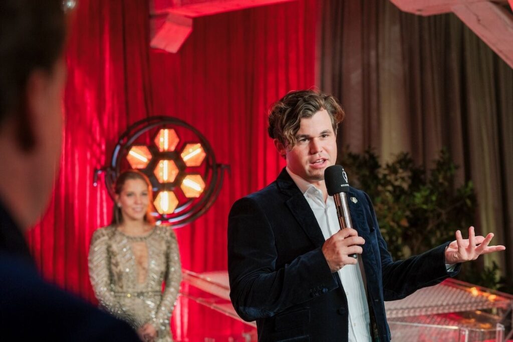 Magnus Carlsen के स्टार्टअप ने बिखेरा जलवा, उठाई 12 मिलियन डॉलर की फंडिंग Magnus Carlsen के स्टार्टअप ने बिखेरा जलवा, उठाई 12 मिलियन डॉलर की फंडिंग