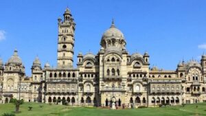 अंबानी के एंटीलिया से भी महंगा है इस क्रिकेटर का घर अंबानी के एंटीलिया से भी महंगा है इस क्रिकेटर का घर